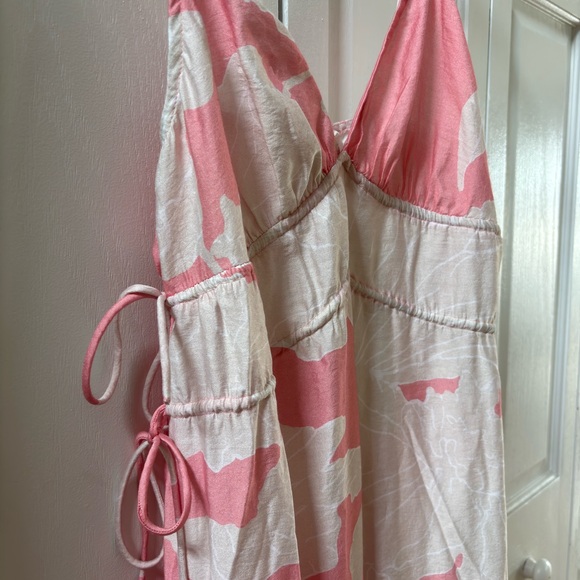 H&M Pink and White Floral Maxi Dress - Picture 4 of 4